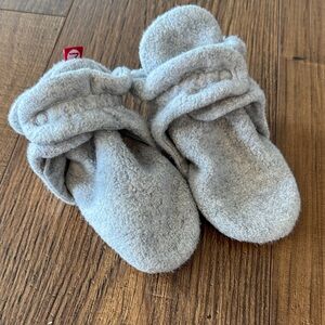 Zutano fleece baby booties, grey, size 24 months